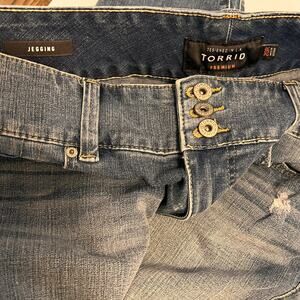 Torrid Jeggings 20R